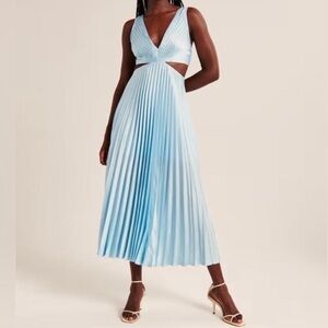 Abercrombie & Fitch Light Blue Satin Pleated Cut Out Maxi Dress Small Petite NWT